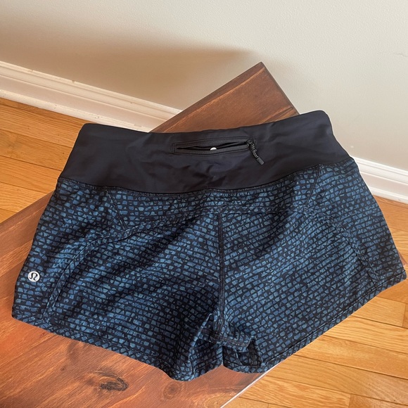 lululemon athletica Pants - Lululemon athletic shorts size 4
